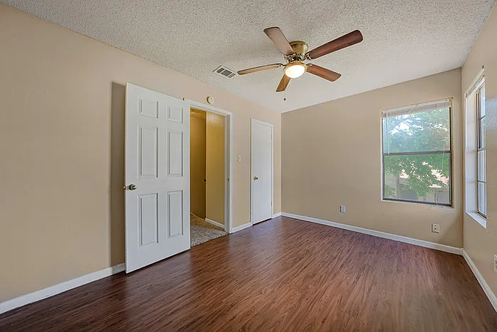 14203 Sussman Ct #B — Photo 7