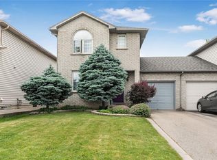 10 Richview Dr, Hamilton, ON L9B 2V5