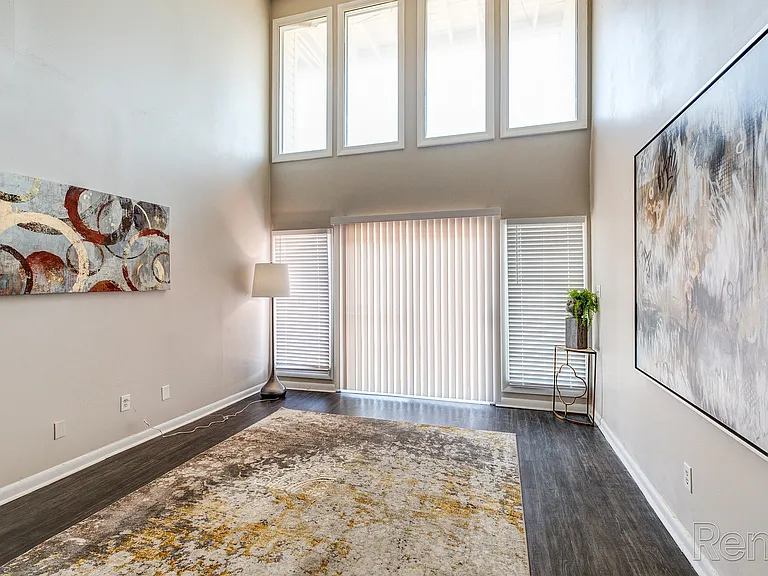Elite at City View — Photo 17
