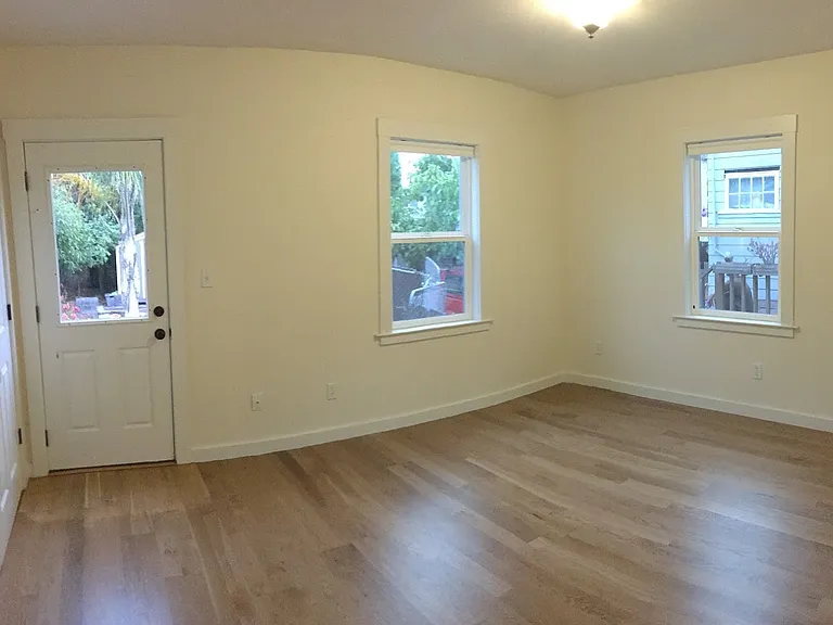 1424-1426 Alcatraz Ave #1426 — Photo 6