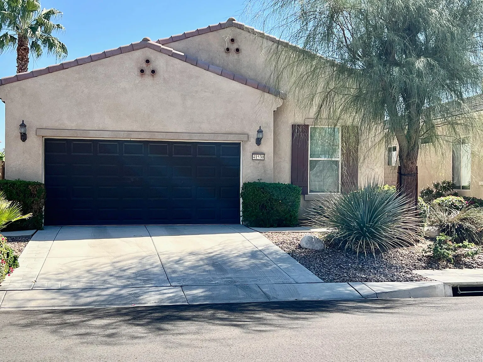 2 bed, 1450 sqft, $4,200 — Photo 2
