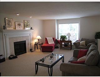 3rd image of 156 Autumn Hill Dr