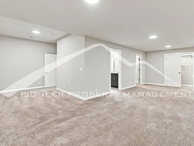 6784 Navajo St — Photo 18
