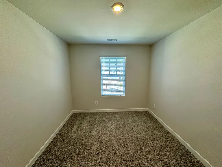 1720 Braemar Village Dr — Photo 12