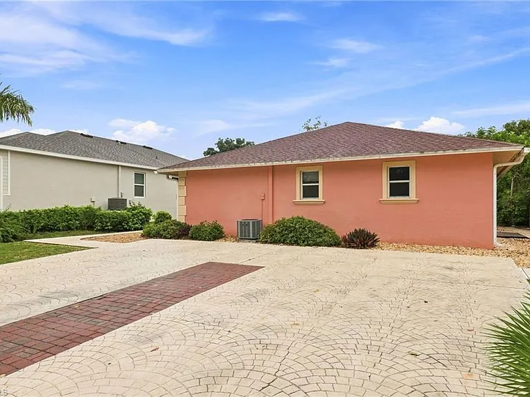 4438 Pine Lake Rd — Photo 31