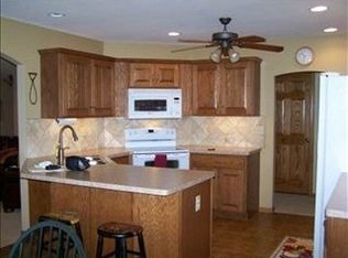 13074 126th Rd, Hoyt, KS 66440