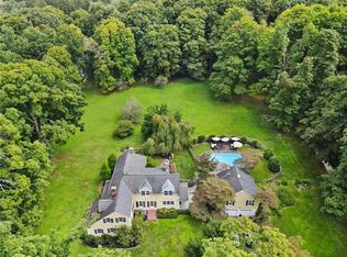 340 S Bedford Rd, Mount Kisco, NY 10549