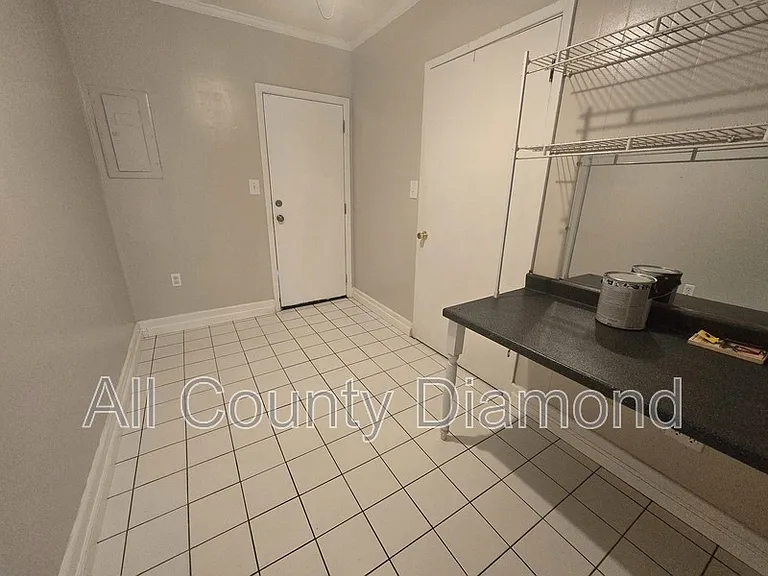 215 S Kimbrel Ave — Photo 16