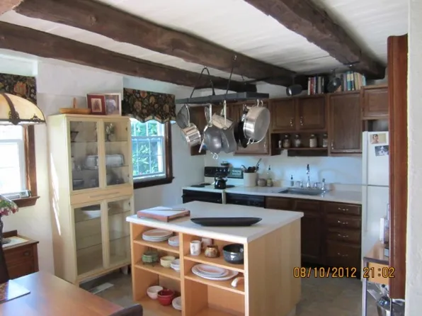 1713 N Limekiln Pike, Chalfont, PA 18914