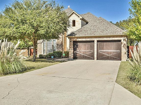 2nd image of 2804 Willow Ridge Cir