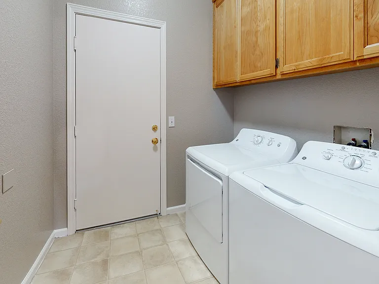 606 Canvasback Ct — Photo 12