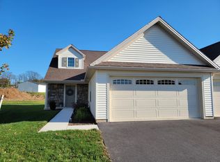 11 Maize Cir, Elizabethtown, PA 17022