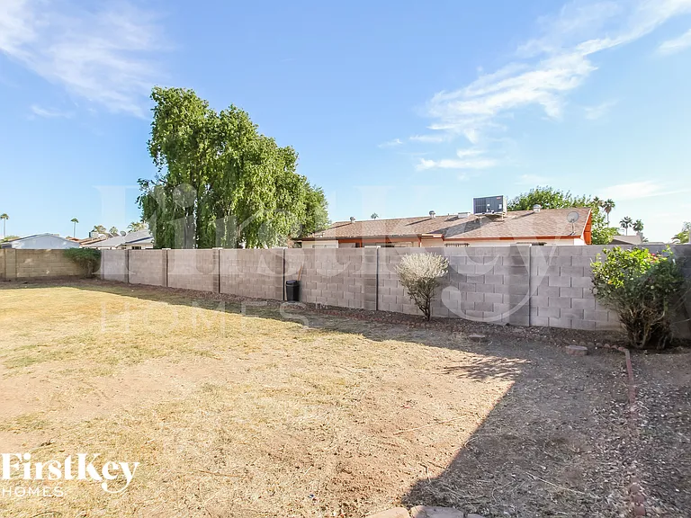 5031 W Windrose Dr — Photo 19