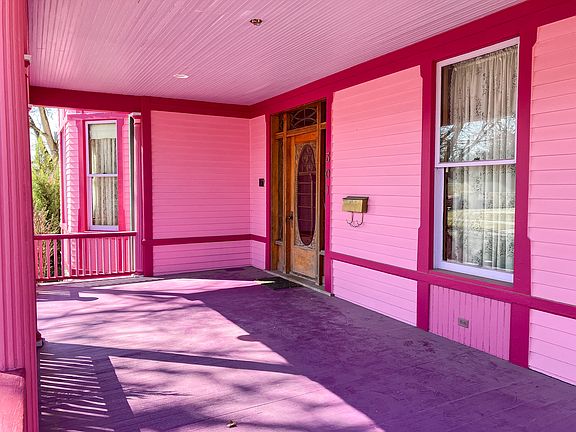 5th image of 301 S Genesee St