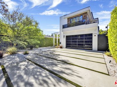 12345 Hillslope St, Studio City, CA, 91604