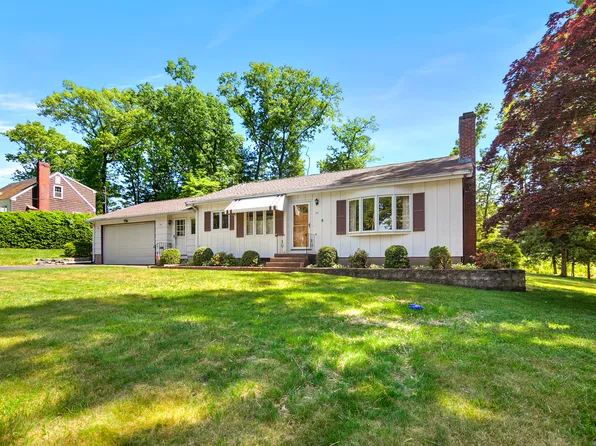54 Santina Drive, Manchester, CT 06040