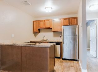 5214 SE 72nd Ave #20, Portland, OR 97206