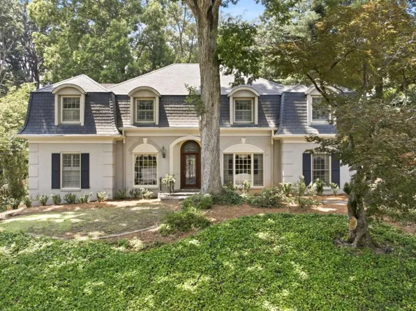 885 Glenwood Dr, Gainesville, GA 30501