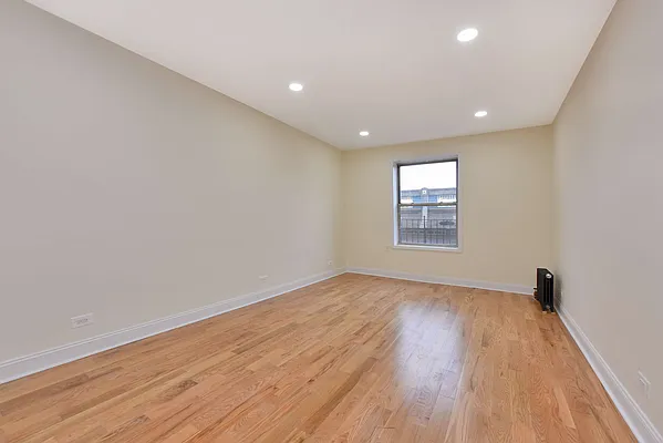 Sold by Keller Williams Realty Landmark | media 8
