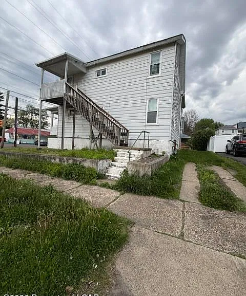 111 W Grove St #2 — Photo 1