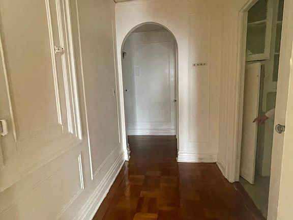 3rd image of 0 Bedford Ave Floor 2