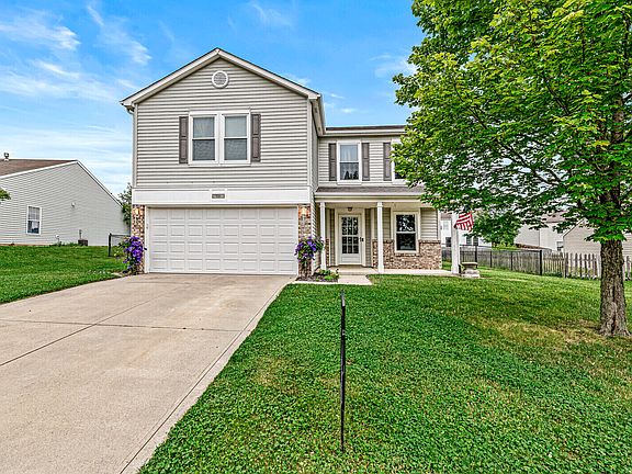 2nd image of 306 Backwood Dr