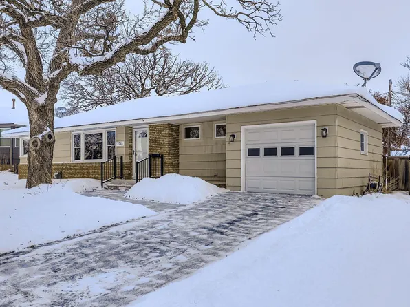 2265 Kentucky Ln, Saint Louis Park, MN 55426