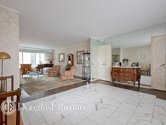 4th image of 799 Park Ave APT 12A