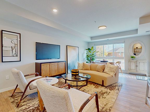 3rd image of 520 Virginia Ave #203
