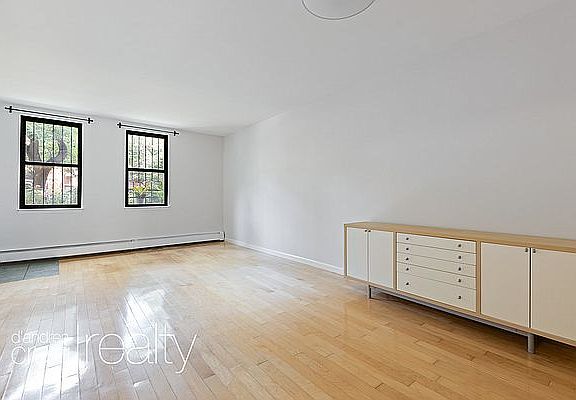 2nd image of 72 President St APT 1