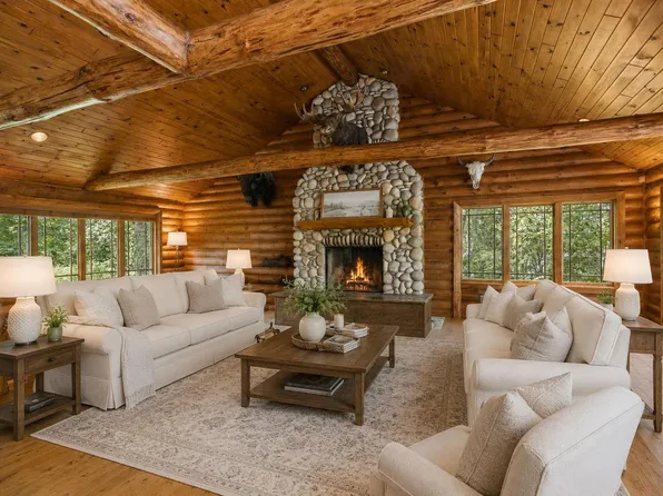 15464 Birch Narrows Rd, Pequot Lakes, MN 56472