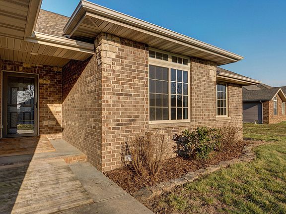 2nd image of 5461 Anita Avenue