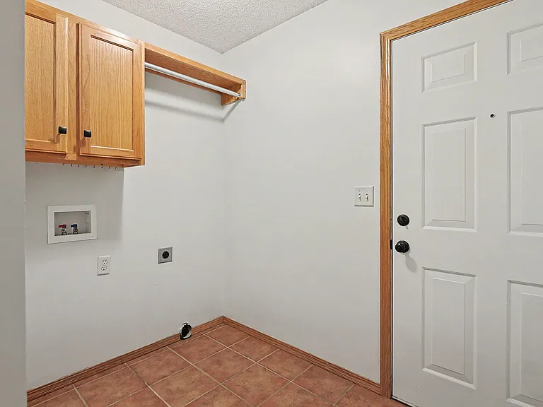 2316 N Shefford Cir — Photo 22