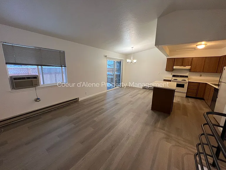 2603-05 N 8th St — Photo 3