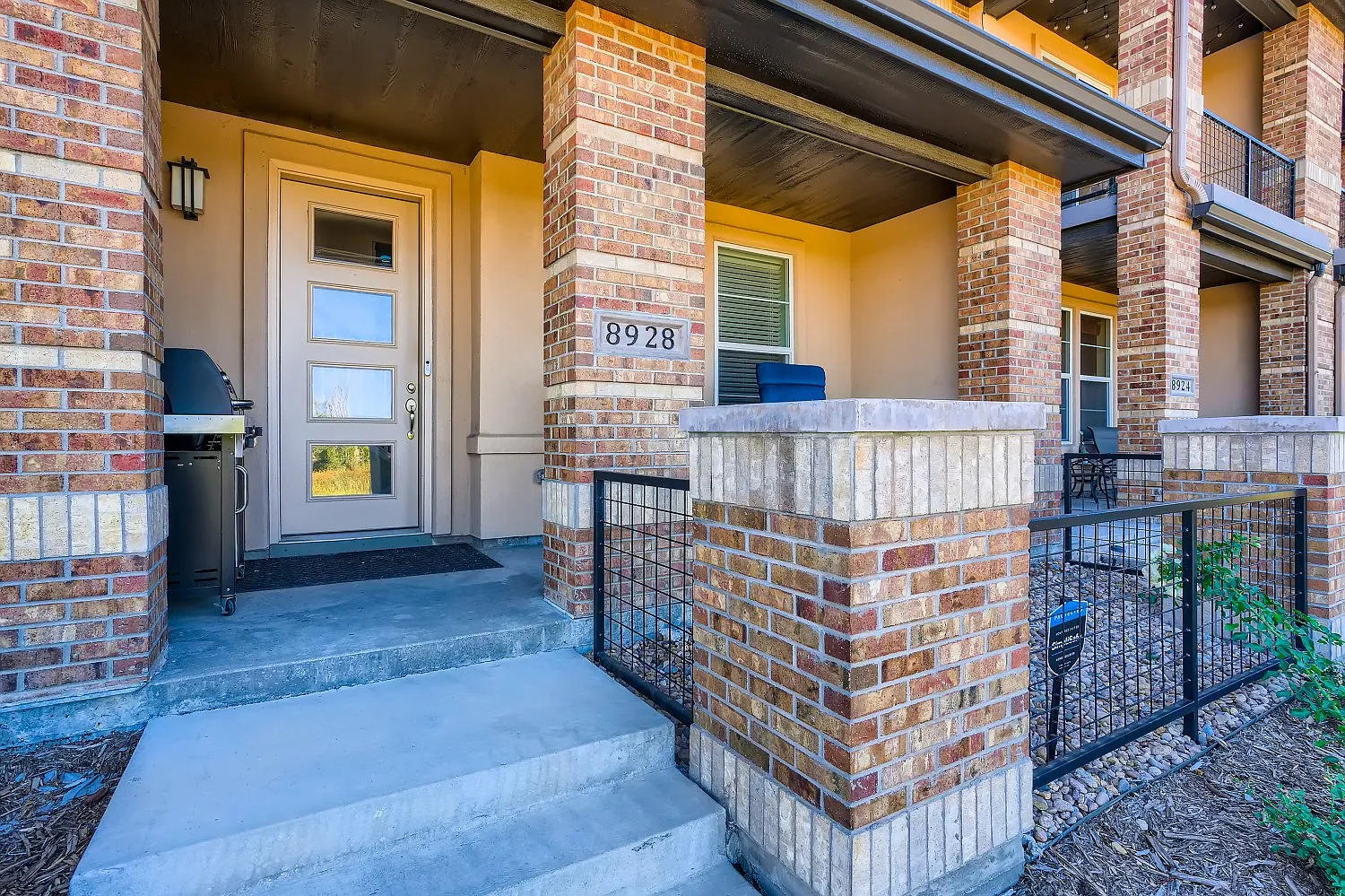 3 bed, 2.5 bath, 1700 sqft, $5,400 — Photo 3