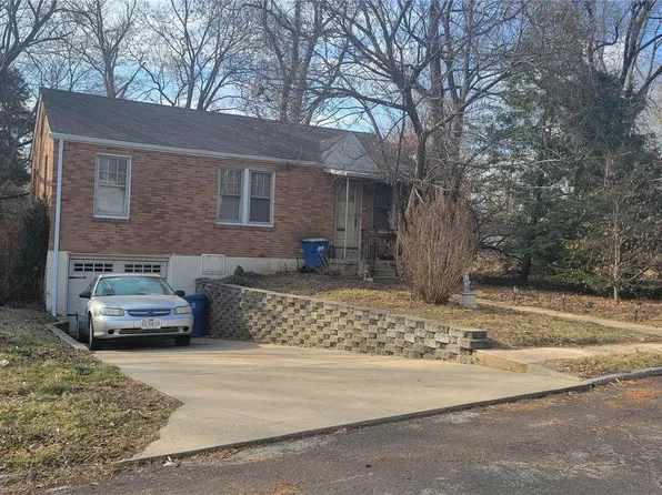 1945 Korando Ave, Saint Louis, MO 63114