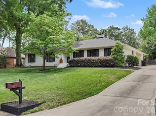 1419 Redcoat Dr, Charlotte, NC 28211