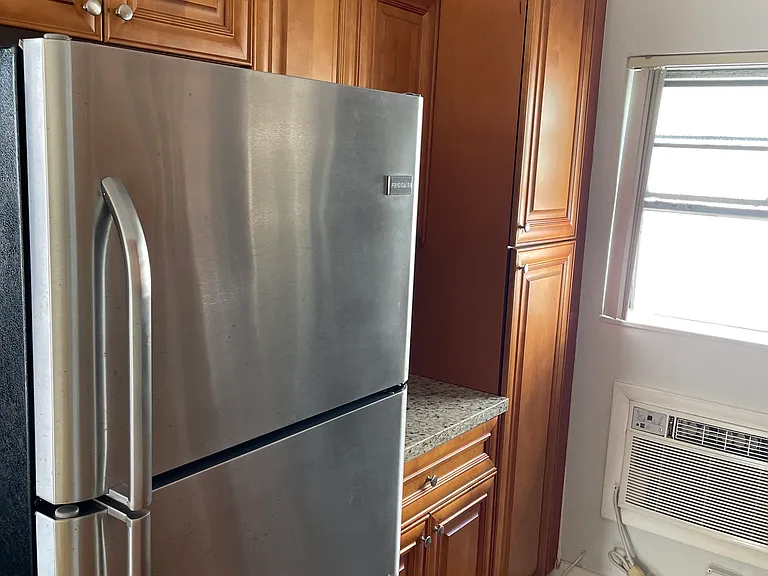 8531 Harding Ave #5 — Photo 7