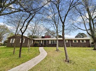 1913 Garner St, Scottsboro, AL 35769