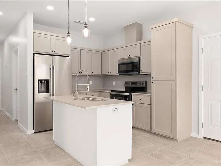 2501 Hilltop Ave #2 — Photo 8