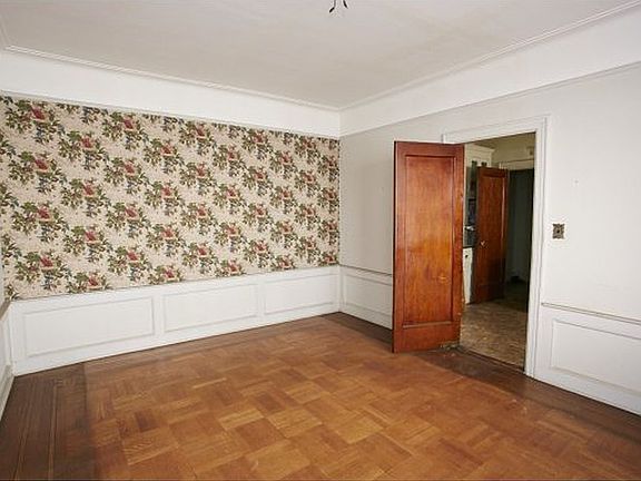 4th image of 64 78th St