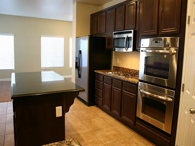 2812 Gables Vale Ct — Photo 3