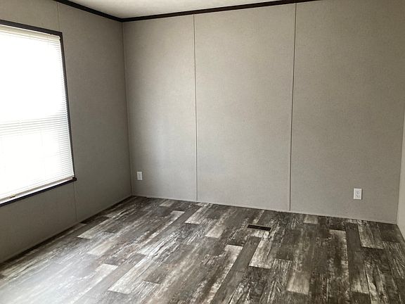 5th image of 41275 Old Michigan Ave #520
