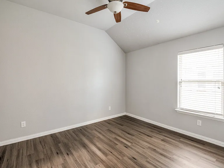 1608 Emma Pearl Ln — Photo 20