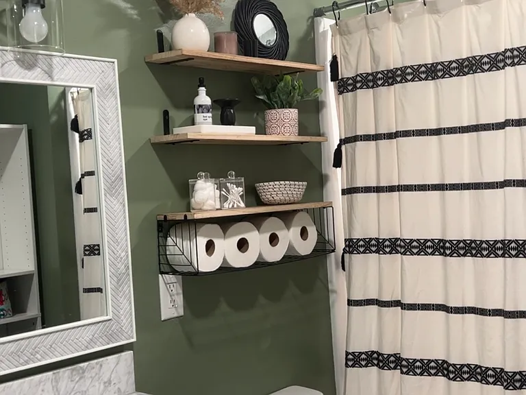 704 Park St — Photo 15