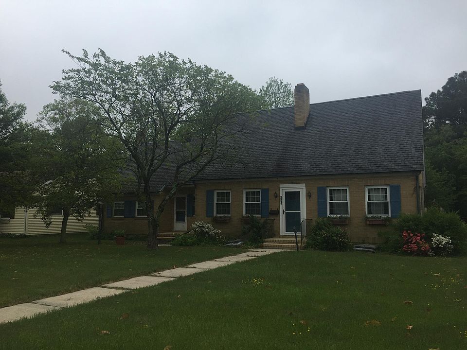 1st image of 204 Bloomingdale Ave
