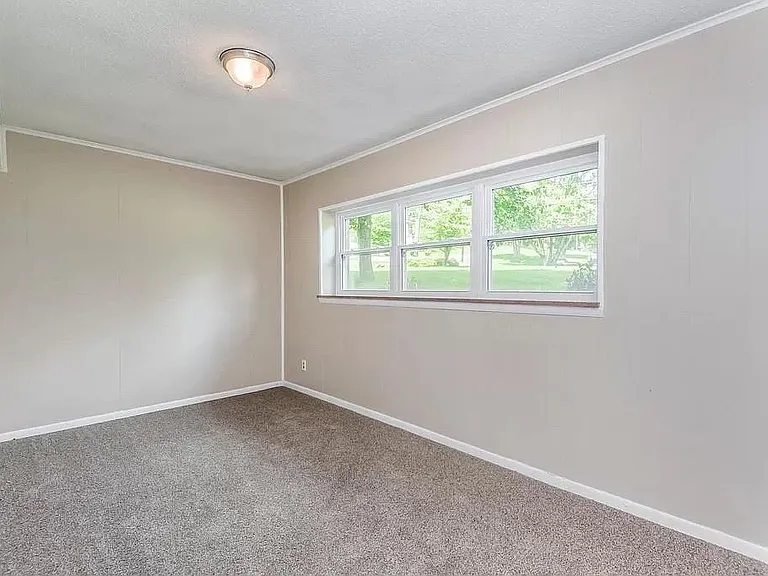 405 E Kings Gate Rd — Photo 14