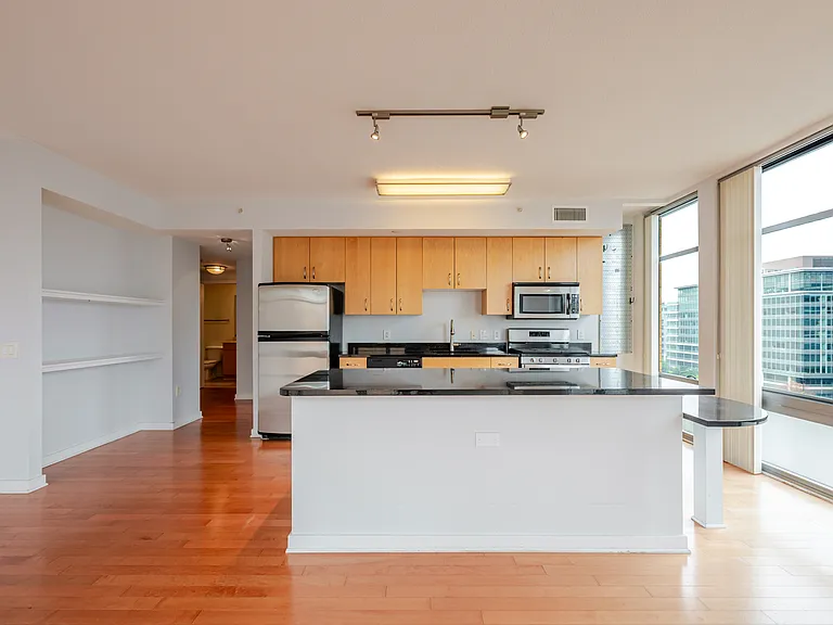 475 K St NW #809 — Photo 5