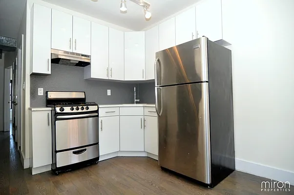 Rented by Miron Properties | media 14