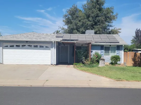 19000 N Coquille Dr, Lockeford, CA 95237